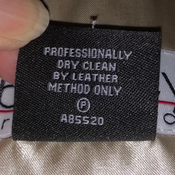 High low Linen skirt with ruffle. - Picture 2 of 7